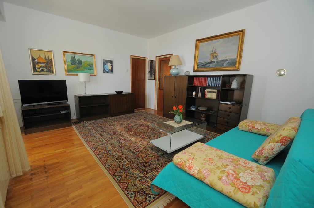 Apartment Kisic 3 Icici Luaran gambar