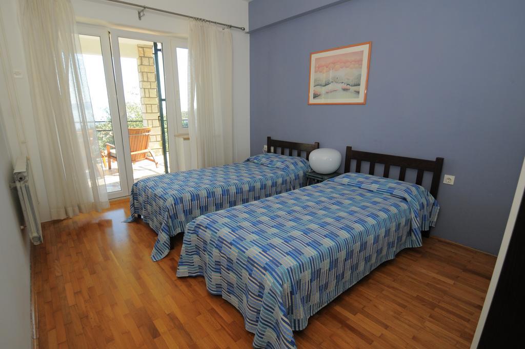 Apartment Kisic 3 Icici Luaran gambar